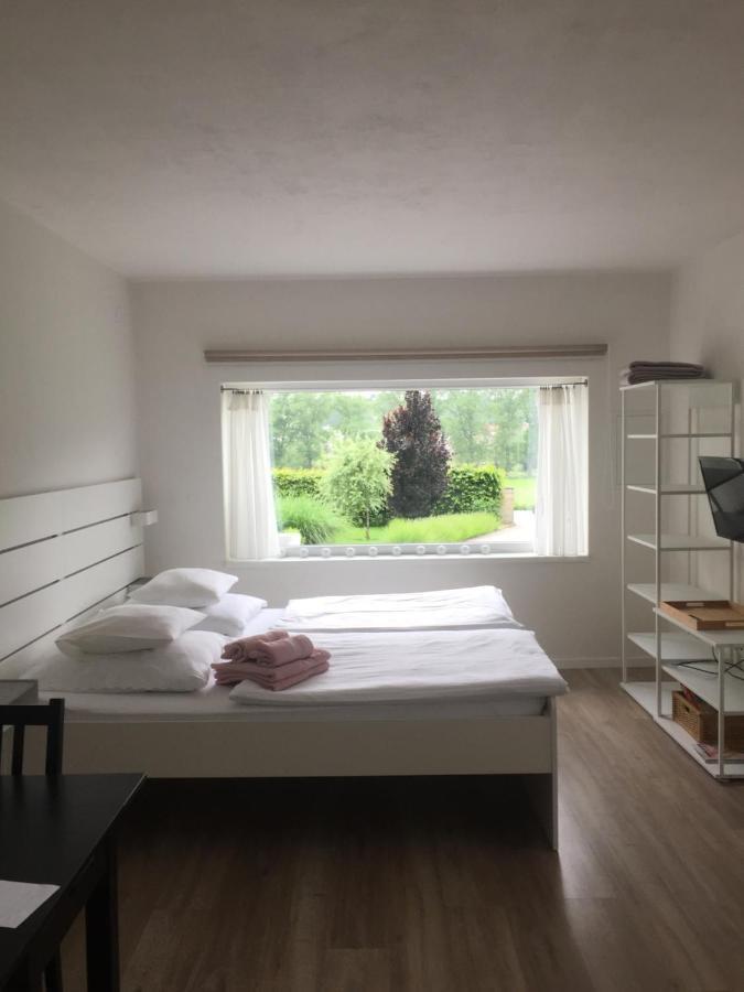 Studiový apartmán V Zahradě Police nad Metují Esterno foto