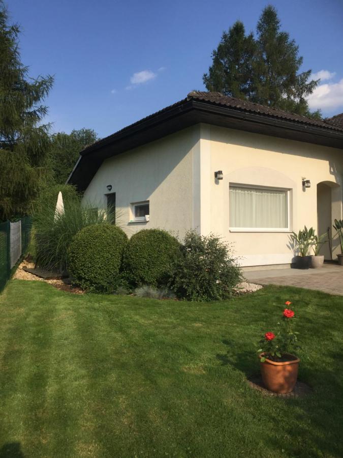 Studiový apartmán V Zahradě Police nad Metují Esterno foto