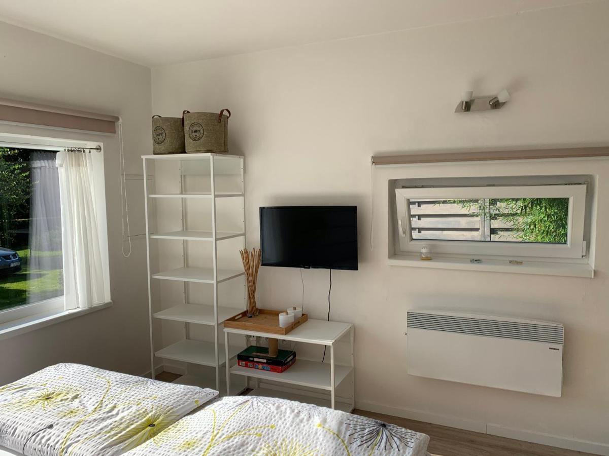 Studiový apartmán V Zahradě Police nad Metují Esterno foto